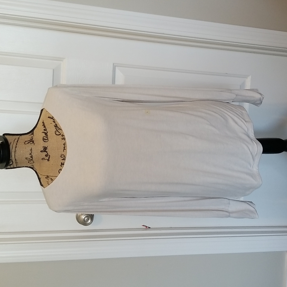 NWT - Ann Taylor Tee
